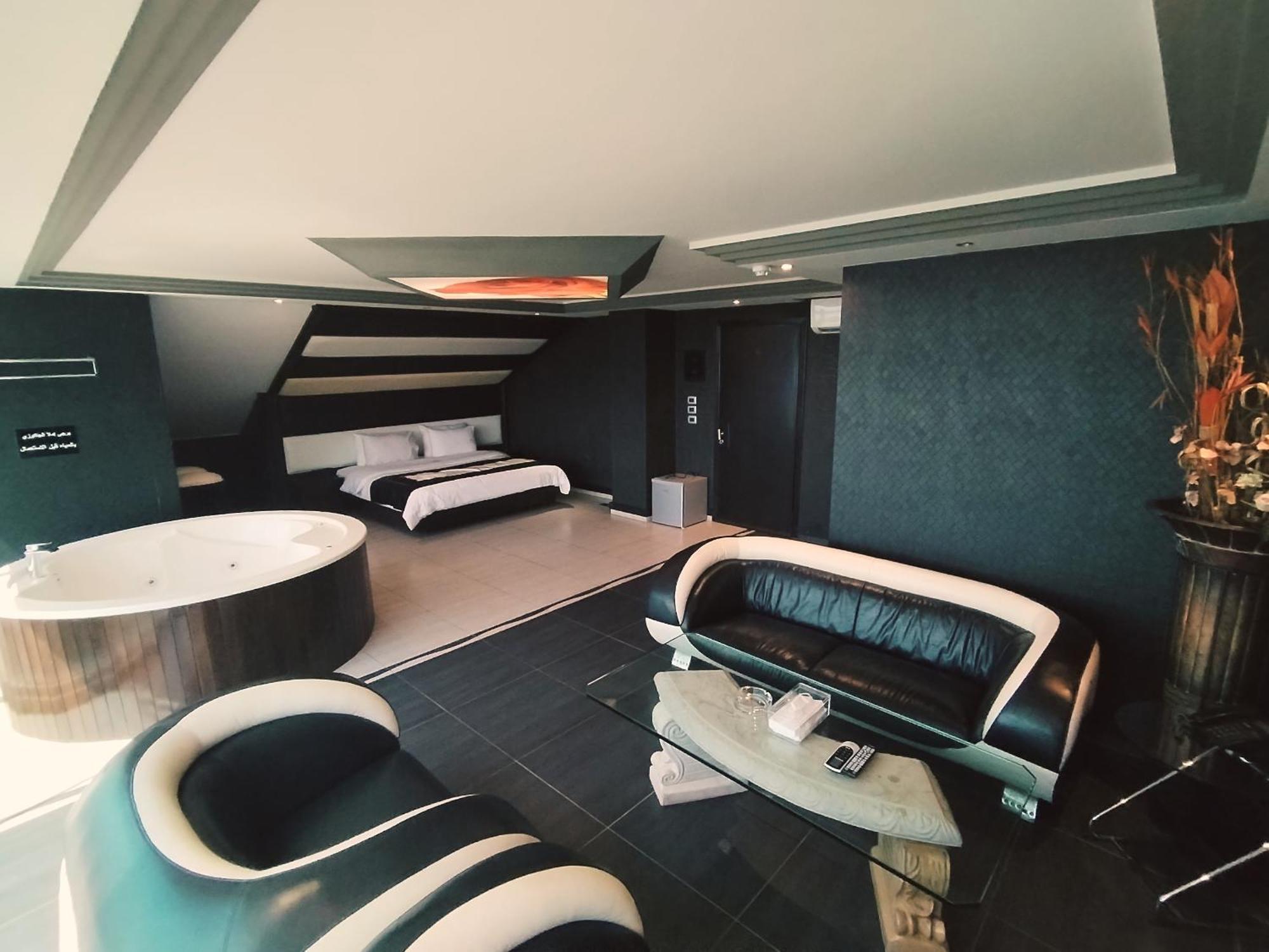 Dolls Hotel By Eurostars (Adults Only) Jounieh Kültér fotó